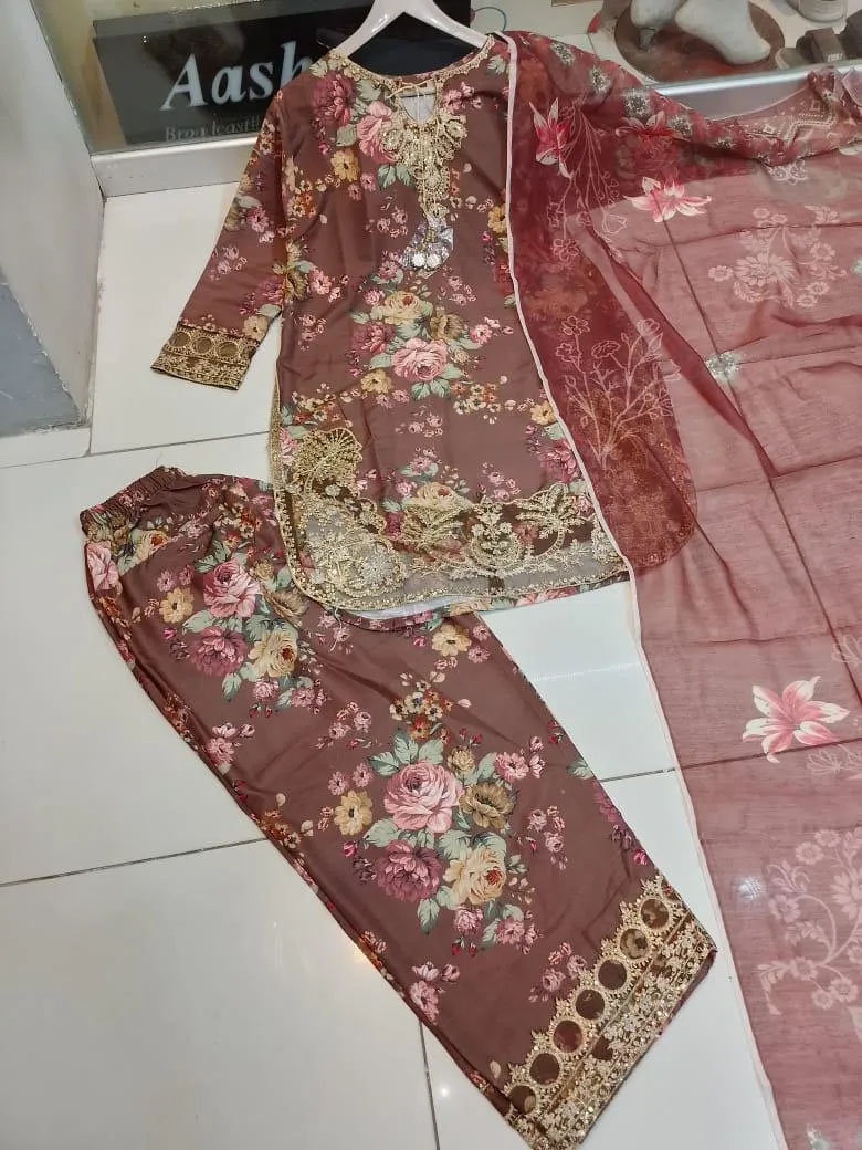 3 Pcs Women's Stitched Crinkle Chiffon Printed Suit