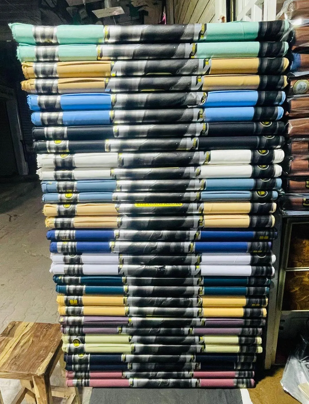 Men’s Unstitched Wash And Wear Plain Suit